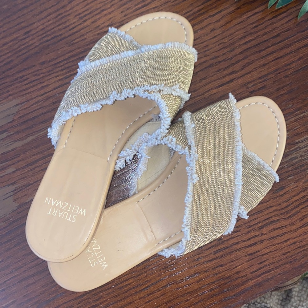 Stuart Weitzman Edgeway Frayed Chain Sandal